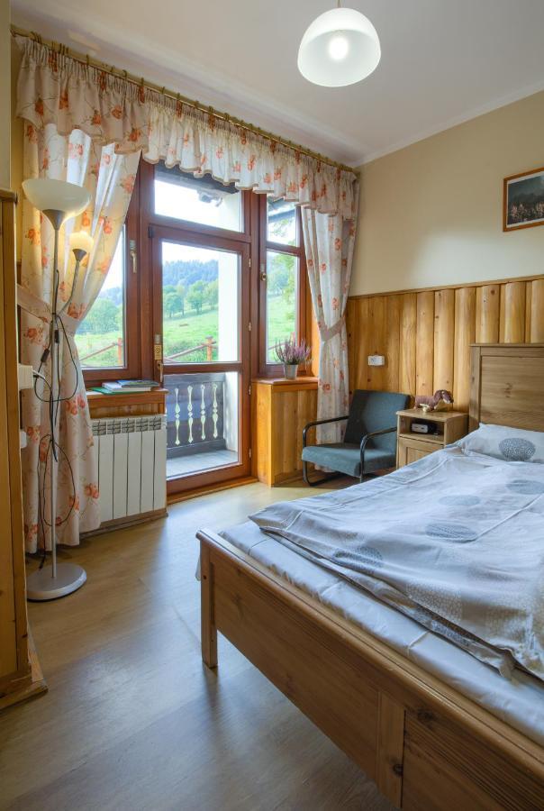 Schronisko Pttk Trzy Korony Sromowce Niżne Exterior foto
